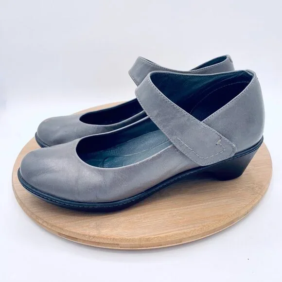 Dansko Mary Jane Shoes Womens 8.5 39 Gray Leather Heels Cottage Costal Boho - Picture 5 of 11